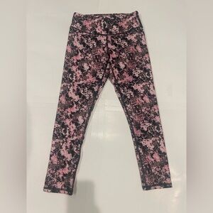 Fabletics Powerlex Salar Capri Cropped Leggings Women’s XS Printed Yoga Running